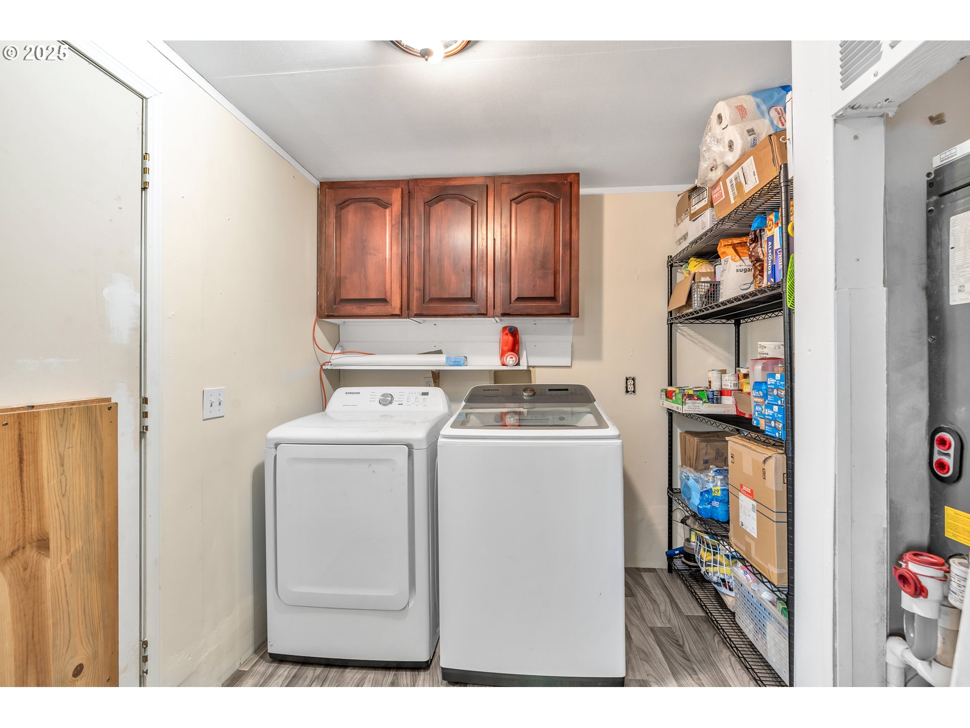 5885 Northeast Jacobson Street, Unit 70 Hillsboro, OR 97124 - Photo 11 of 29 a utility room with dryer and washer