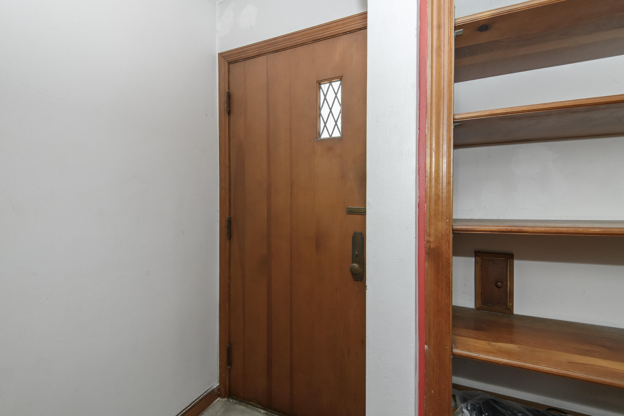 4460 North 42nd Street Milwaukee, WI 53209 - Photo 3 of 25 Front Door