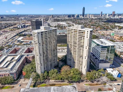 $375,000 | 15 Greenway Plaza, Unit 12D, Houston, TX 77046