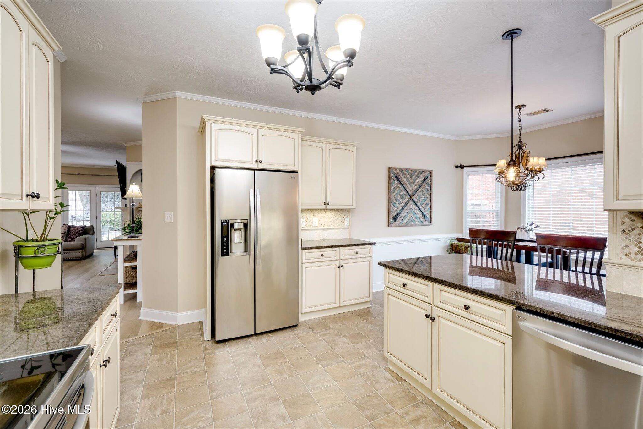 1104 Waltons Pass Evans, GA 30809 - Photo 13 of 42
