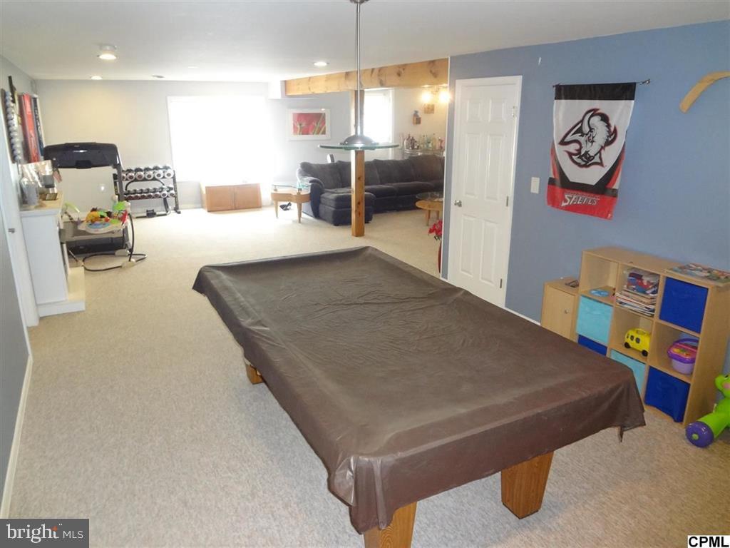 1365 Overlook Road Middletown, PA 17057 - Photo 15 of 22 Gallery Image 15