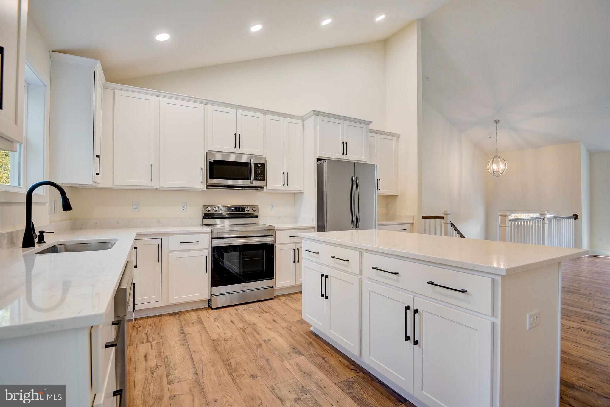 8160 Hog Neck Road Pasadena, MD 21122 - Photo 15 of 43 Gallery Image 15