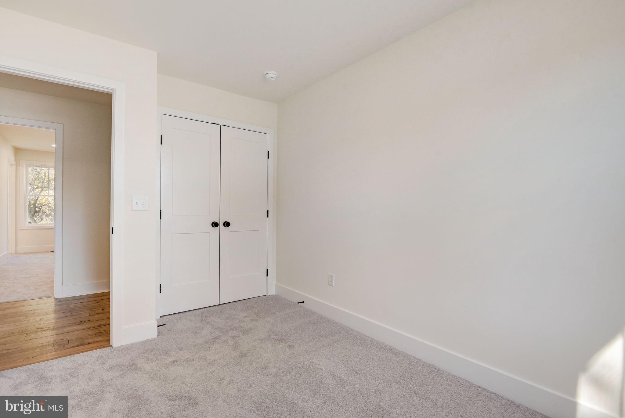 8160 Hog Neck Road Pasadena, MD 21122 - Photo 23 of 43 Gallery Image 23