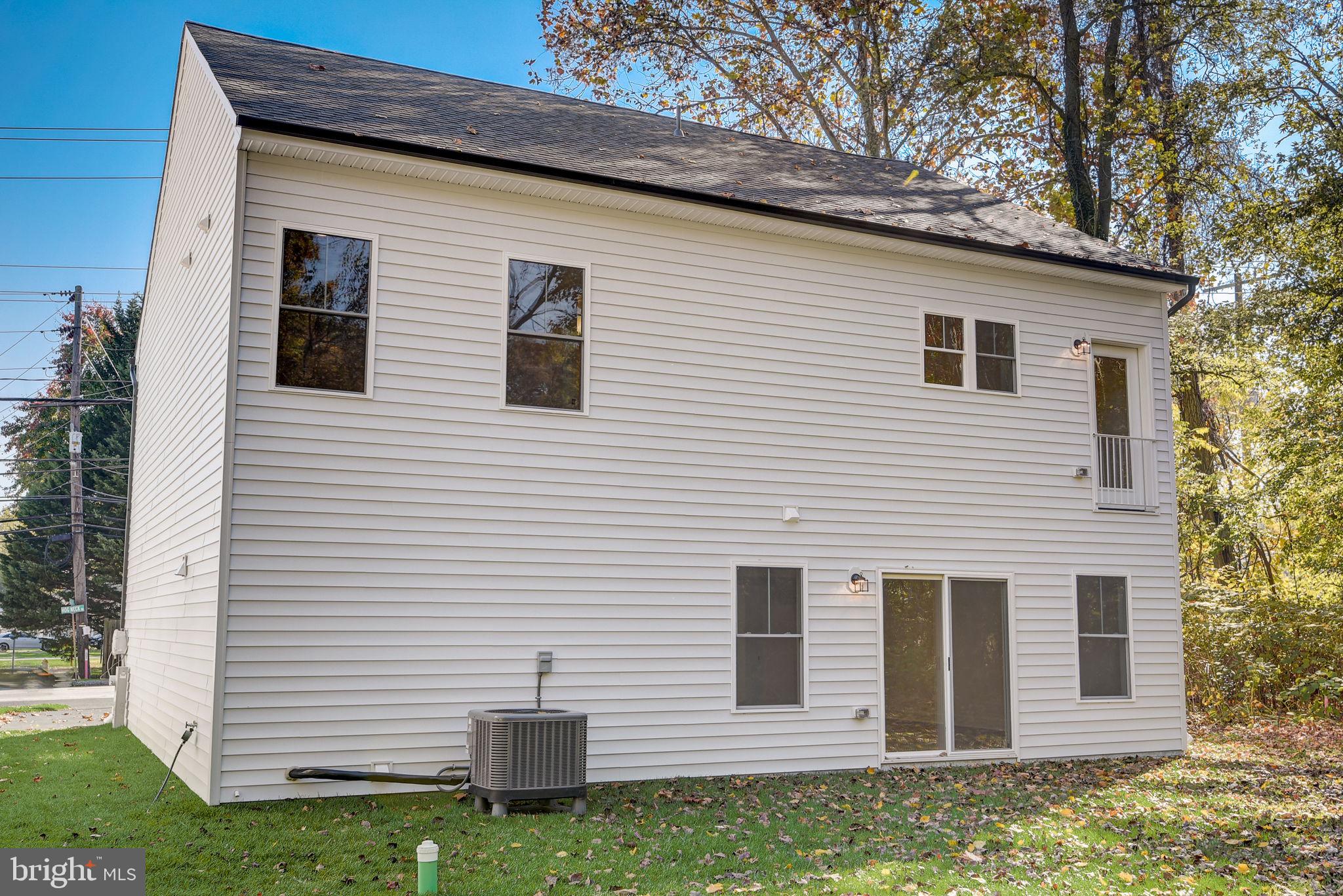 8160 Hog Neck Road Pasadena, MD 21122 - Photo 35 of 43 Gallery Image 35