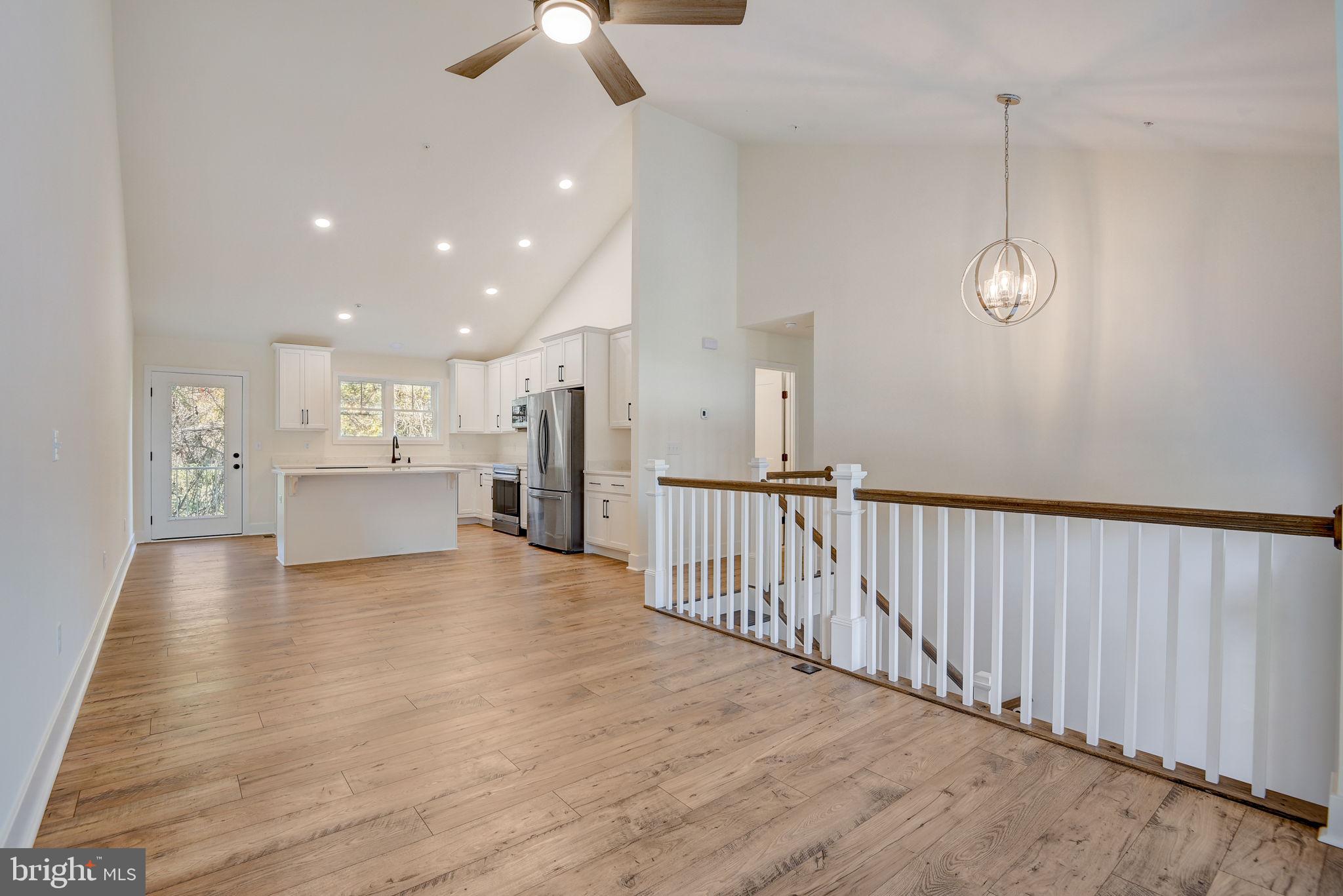 8160 Hog Neck Road Pasadena, MD 21122 - Photo 8 of 43 Gallery Image 8