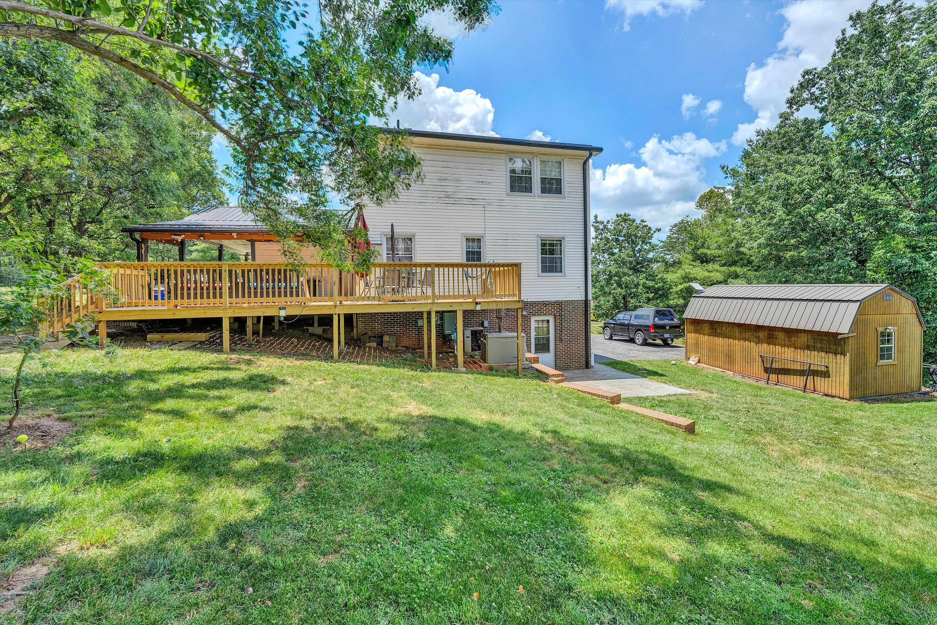 281 Cherokee Hills Road Bassett, VA 24055 - Photo 4 of 30 29-SGP-76