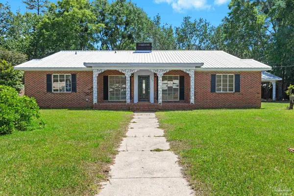 $239,900 | 402 East Poplar Street, Atmore, AL 36502