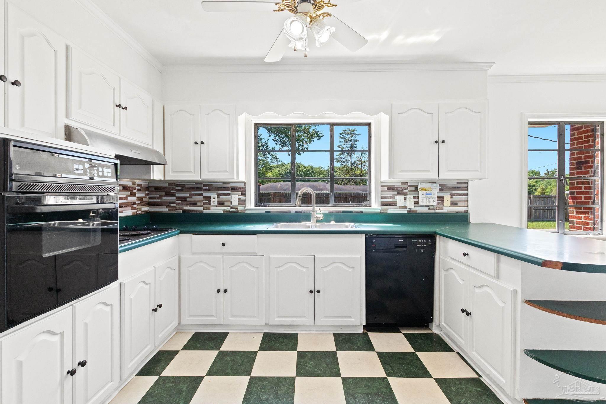 402 East Poplar Street Atmore, AL 36502 - Photo 13 of 69