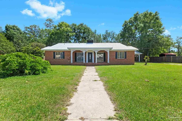 $239,900 | 402 East Poplar Street, Atmore, AL 36502
