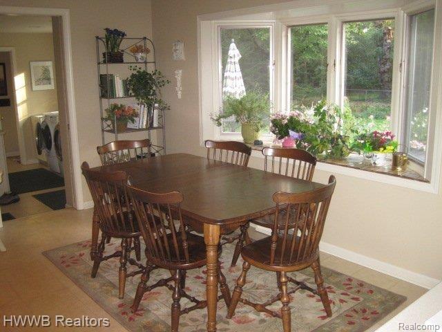 Breakfast Area.JPG