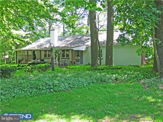 902 Shiloh Road West Chester, PA 19382 - Photo 8 of 9 Exterior Back