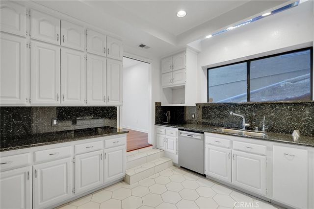 $6,995 | 2441 Lyric Avenue, Los Angeles, CA 90027