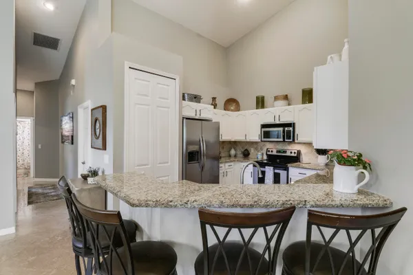 $2,700 | 8400 Mulligan Circle, Port St. Lucie, FL 34986