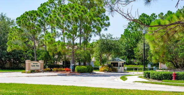$2,700 | 8400 Mulligan Circle, Port St. Lucie, FL 34986