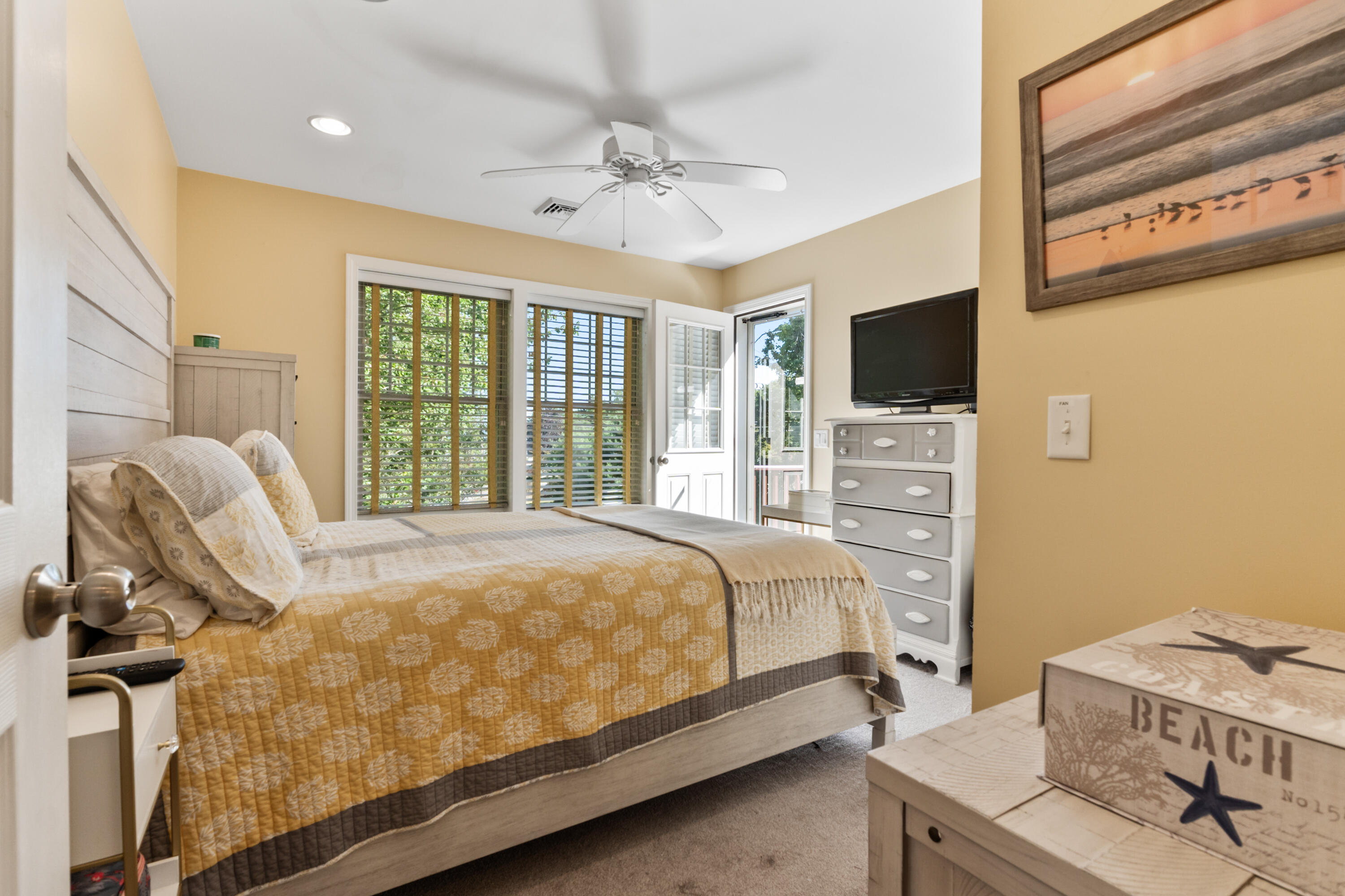 412 Post Road, Unit D4 Wells, ME 04090 - Photo 11 of 39 Primary Bedroom