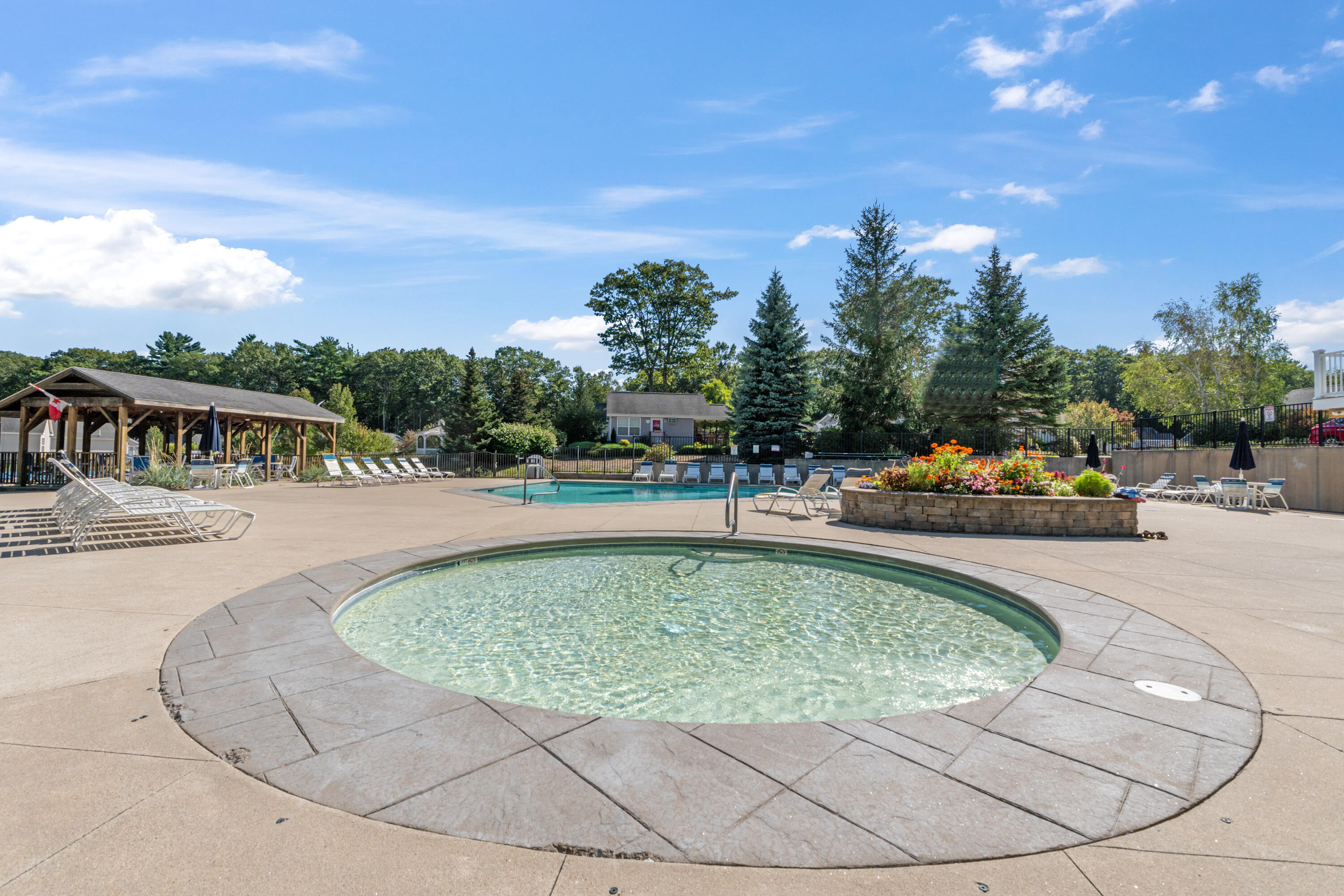 412 Post Road, Unit D4 Wells, ME 04090 - Photo 30 of 39 2 Hot Tubs