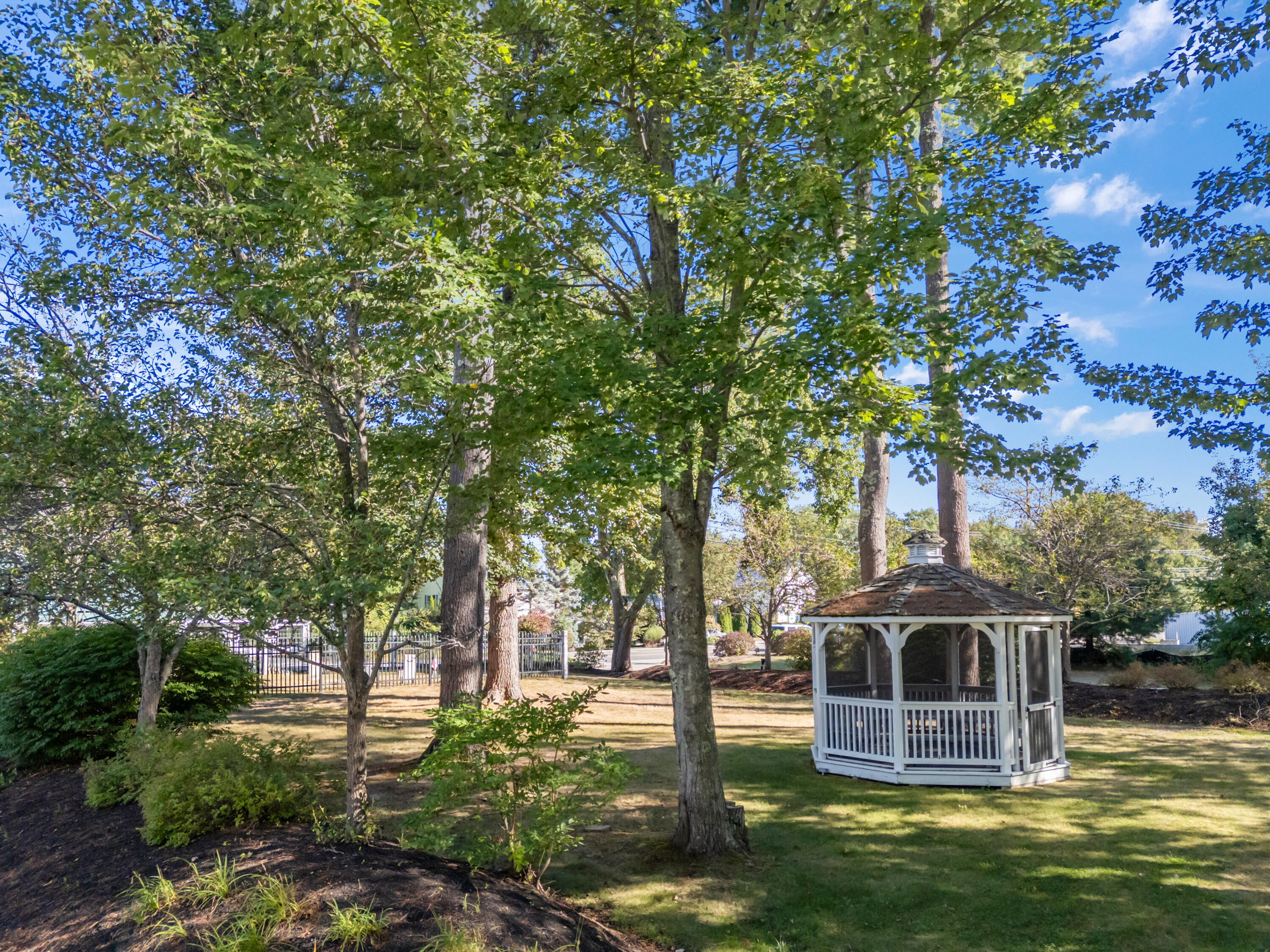 412 Post Road, Unit D4 Wells, ME 04090 - Photo 8 of 39 Gazebo Picnic Area