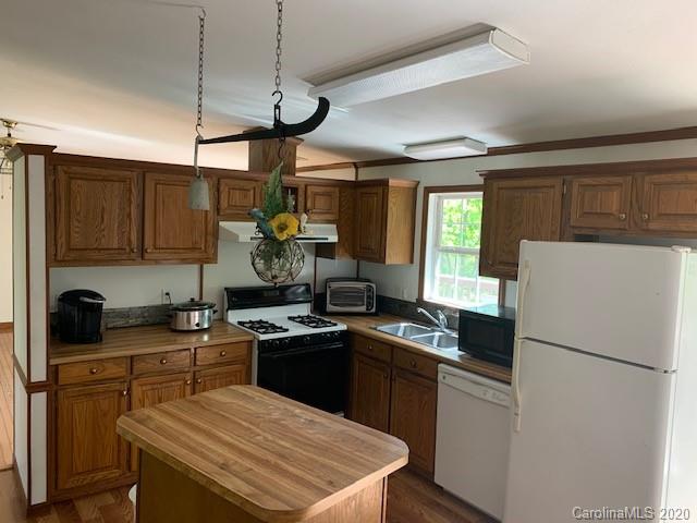 233 Martin Branch Road Leicester, NC 28748 - Photo 4 of 14 Gallery Image 4