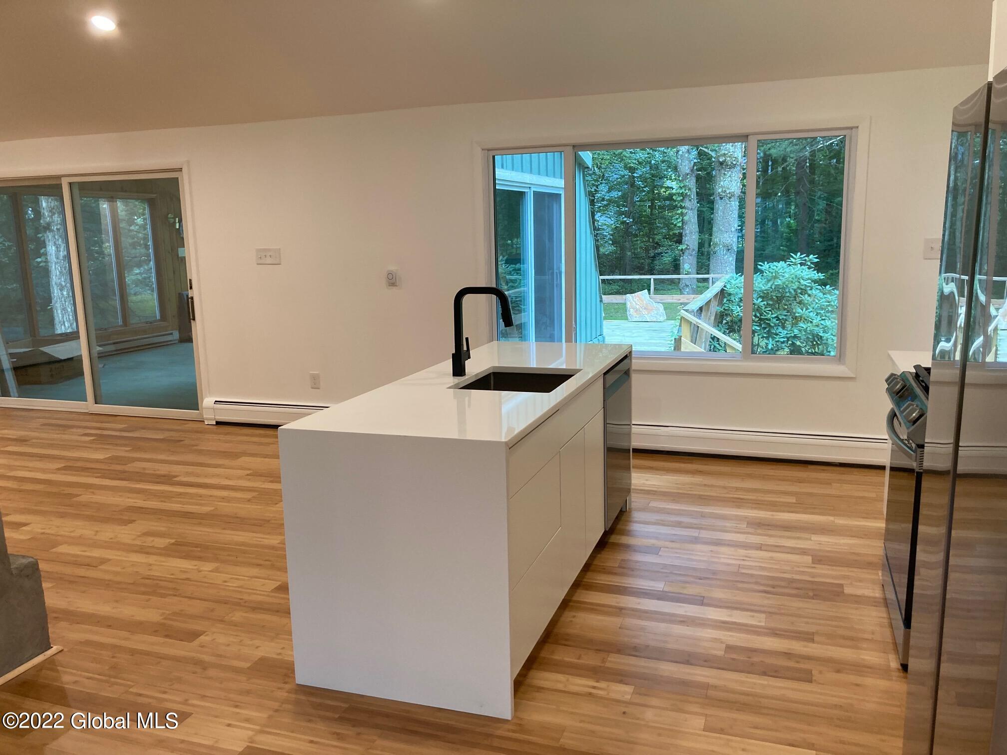 9 Pineview Lane Halfmoon, NY 12065 - Photo 17 of 59 IMG_4320