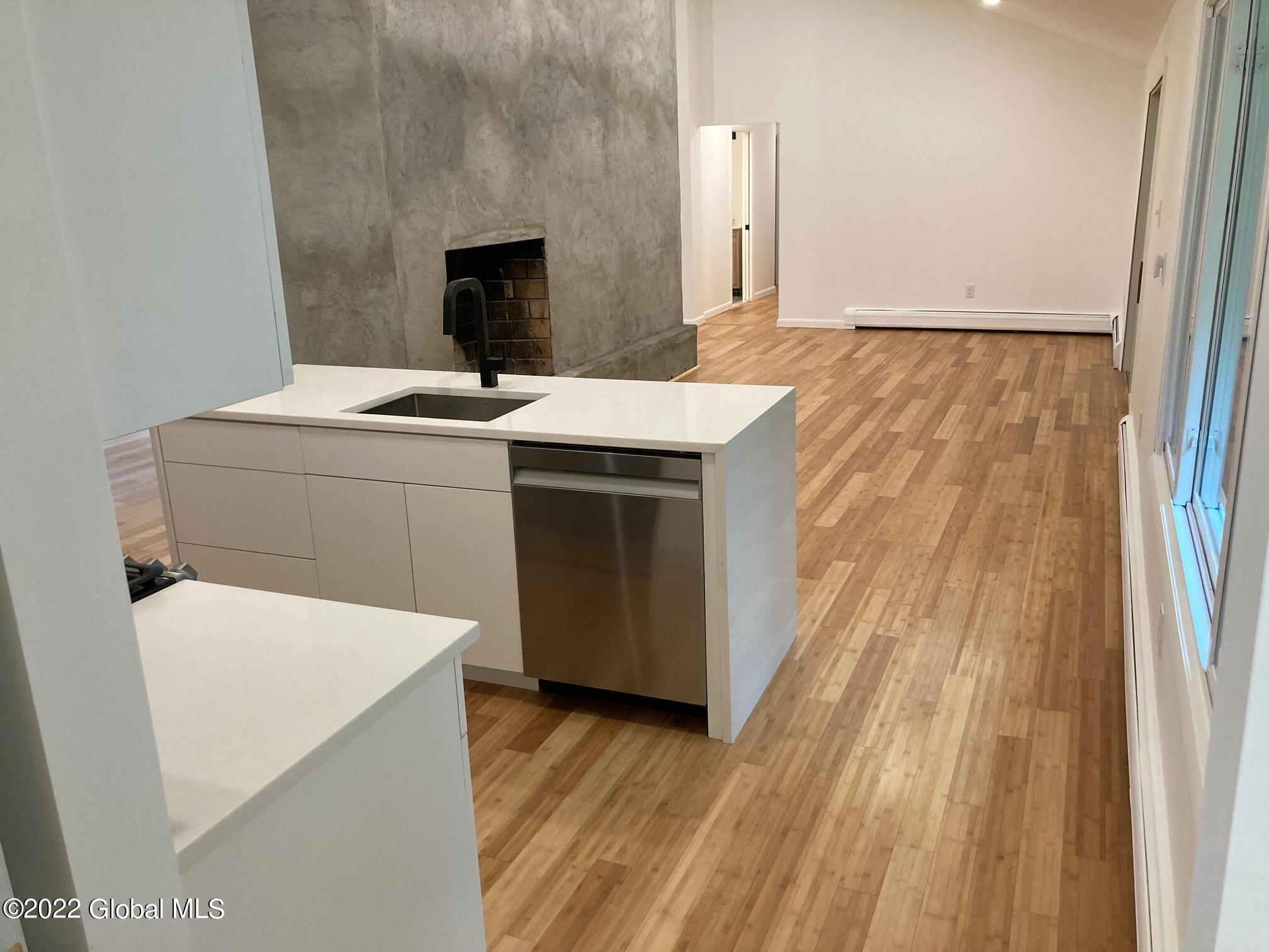 9 Pineview Lane Halfmoon, NY 12065 - Photo 21 of 59 IMG_4294