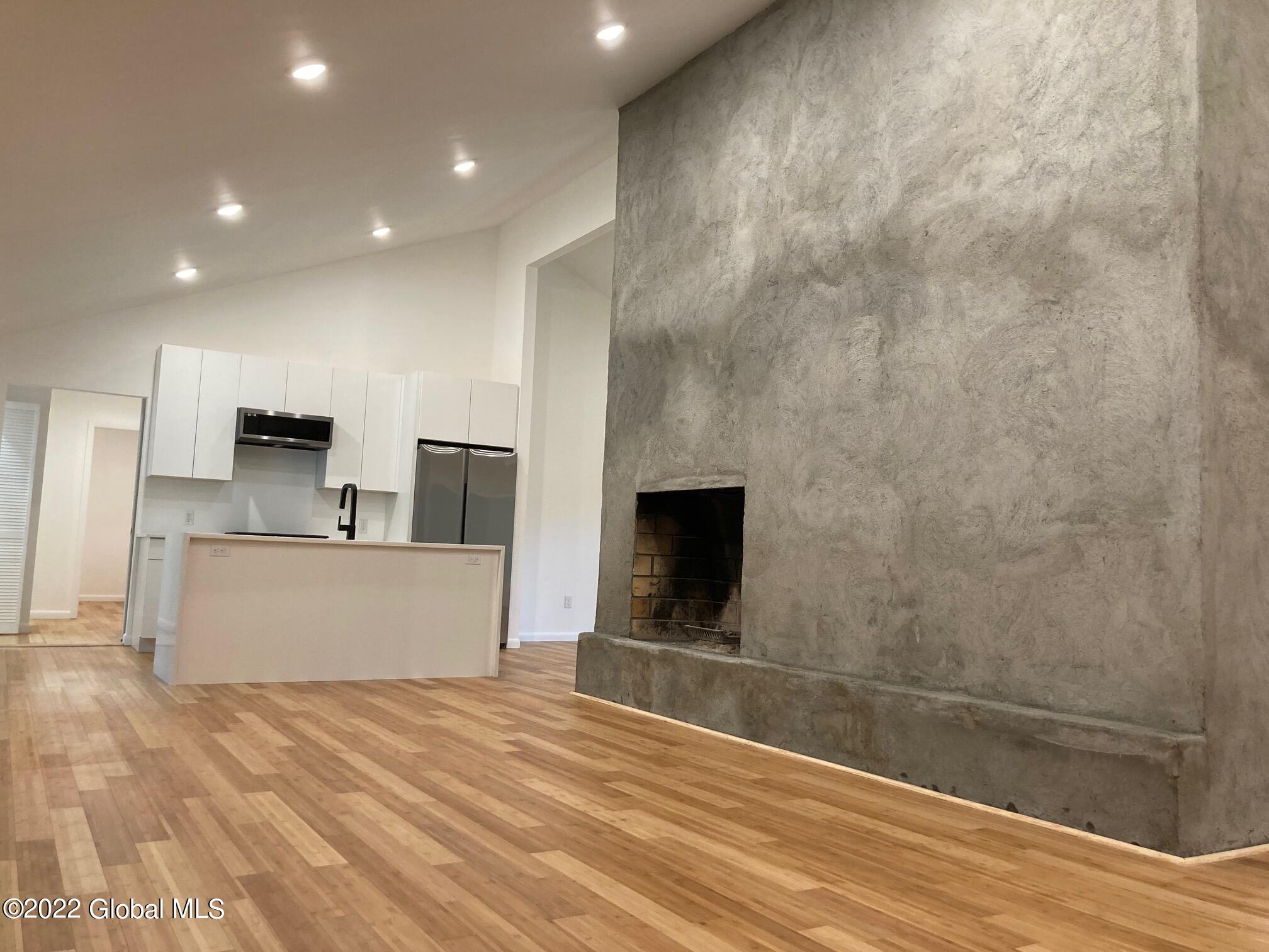 9 Pineview Lane Halfmoon, NY 12065 - Photo 24 of 59 IMG_4295