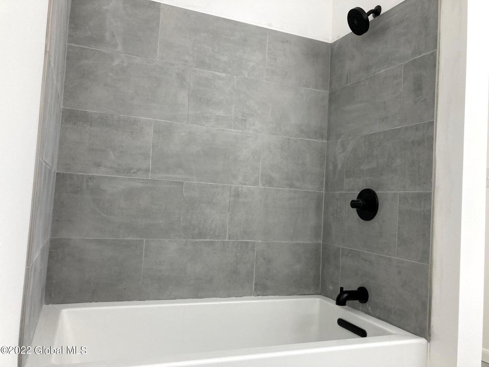 9 Pineview Lane Halfmoon, NY 12065 - Photo 34 of 59 IMG_4141