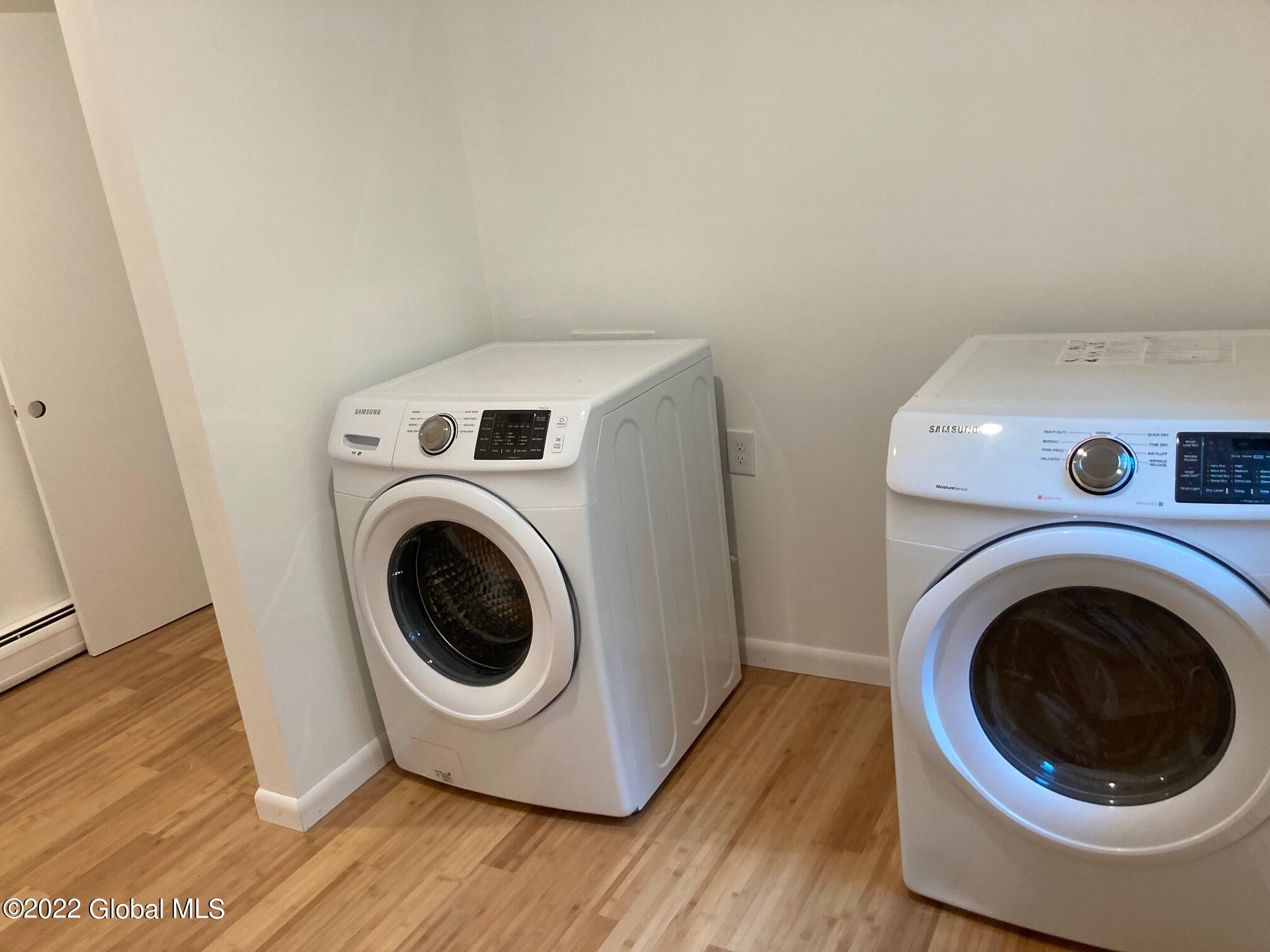 9 Pineview Lane Halfmoon, NY 12065 - Photo 42 of 59 image