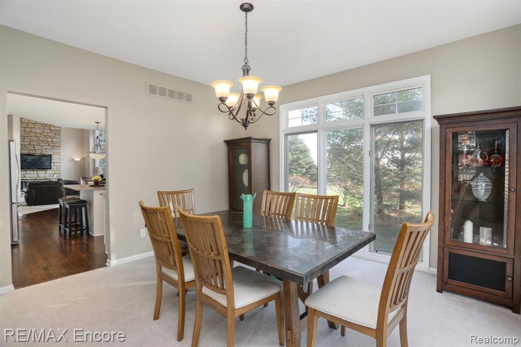 6851 Oakhurst Ridge Road Clarkston, MI 48348 - Photo 16 of 36 Gallery Image 16