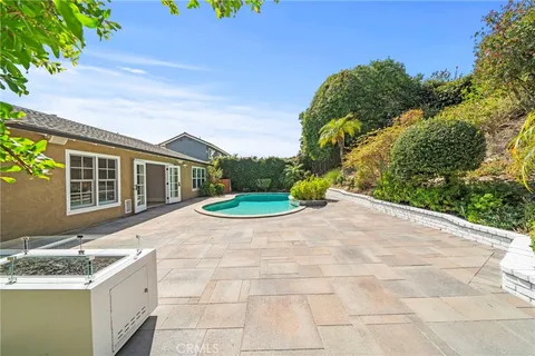 $1,385,000 | 26581 Avenida Veronica, Mission Viejo, CA 92691