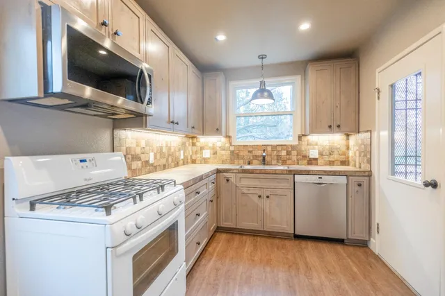 $1,395,000 | 2229 24th Street, Sacramento, CA 95818