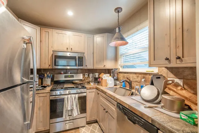 $1,395,000 | 2229 24th Street, Sacramento, CA 95818