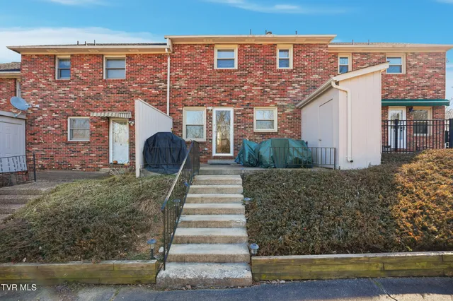 $175,000 | 1707 West Lakeview Drive, Unit 2, Johnson City, TN 37601