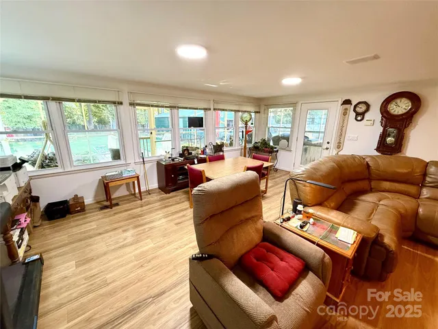 $438,500 | 7632 Rolling Hill Road, Charlotte, NC 28227