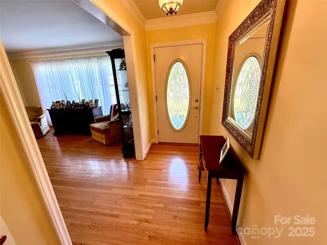 $438,500 | 7632 Rolling Hill Road, Charlotte, NC 28227