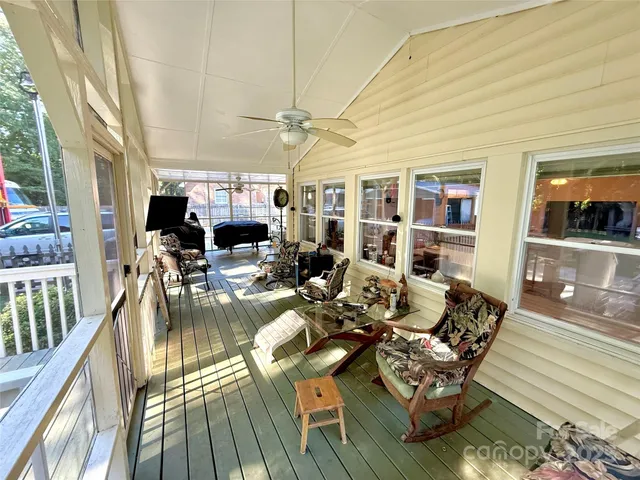 $438,500 | 7632 Rolling Hill Road, Charlotte, NC 28227