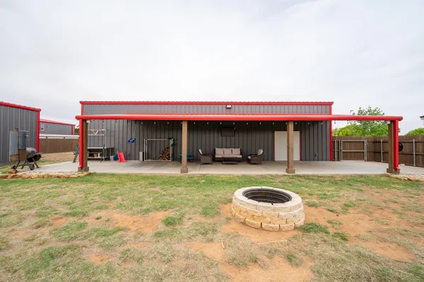 $615,000 | 3301 County Road 7560, Lubbock, TX 79423