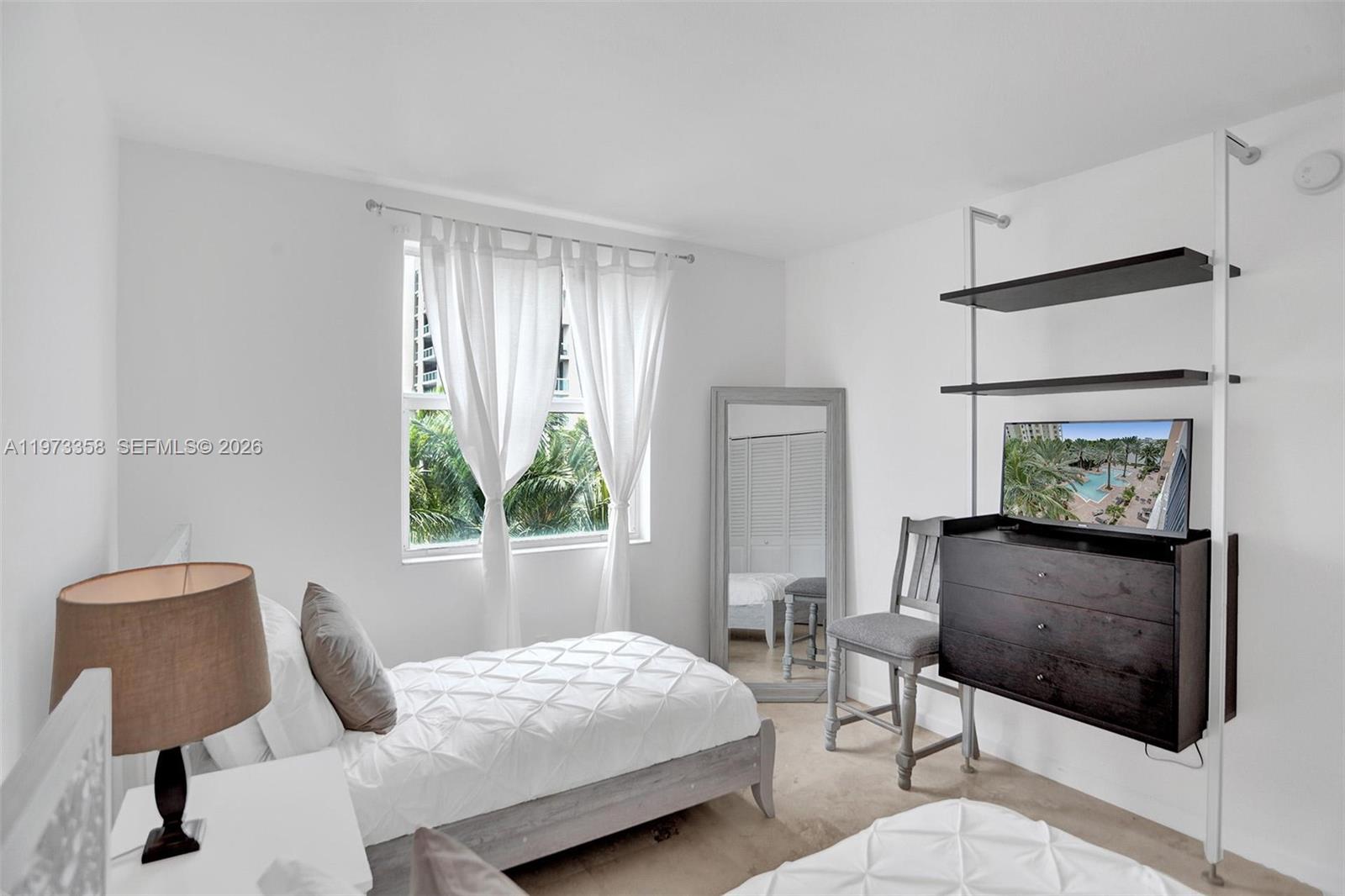 17100 North Bay Road, Unit 1501 Sunny Isles Beach, FL 33160 - Photo 11 of 46