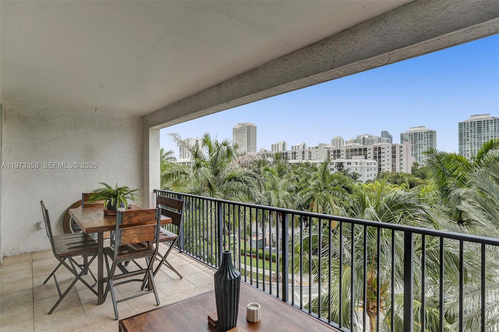 17100 North Bay Road, Unit 1501 Sunny Isles Beach, FL 33160 - Photo 18 of 46