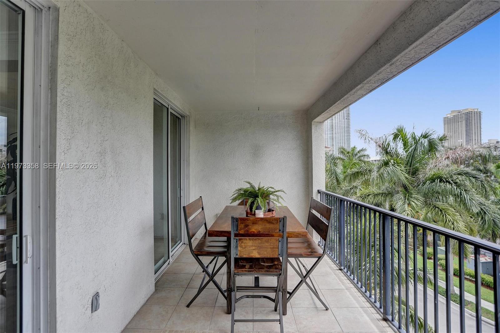 17100 North Bay Road, Unit 1501 Sunny Isles Beach, FL 33160 - Photo 19 of 46