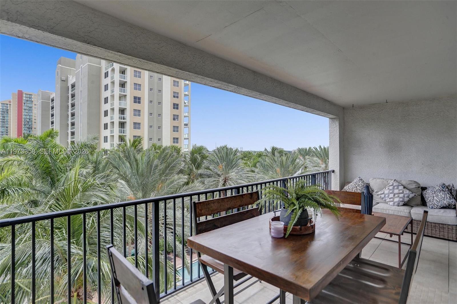 17100 North Bay Road, Unit 1501 Sunny Isles Beach, FL 33160 - Photo 20 of 46