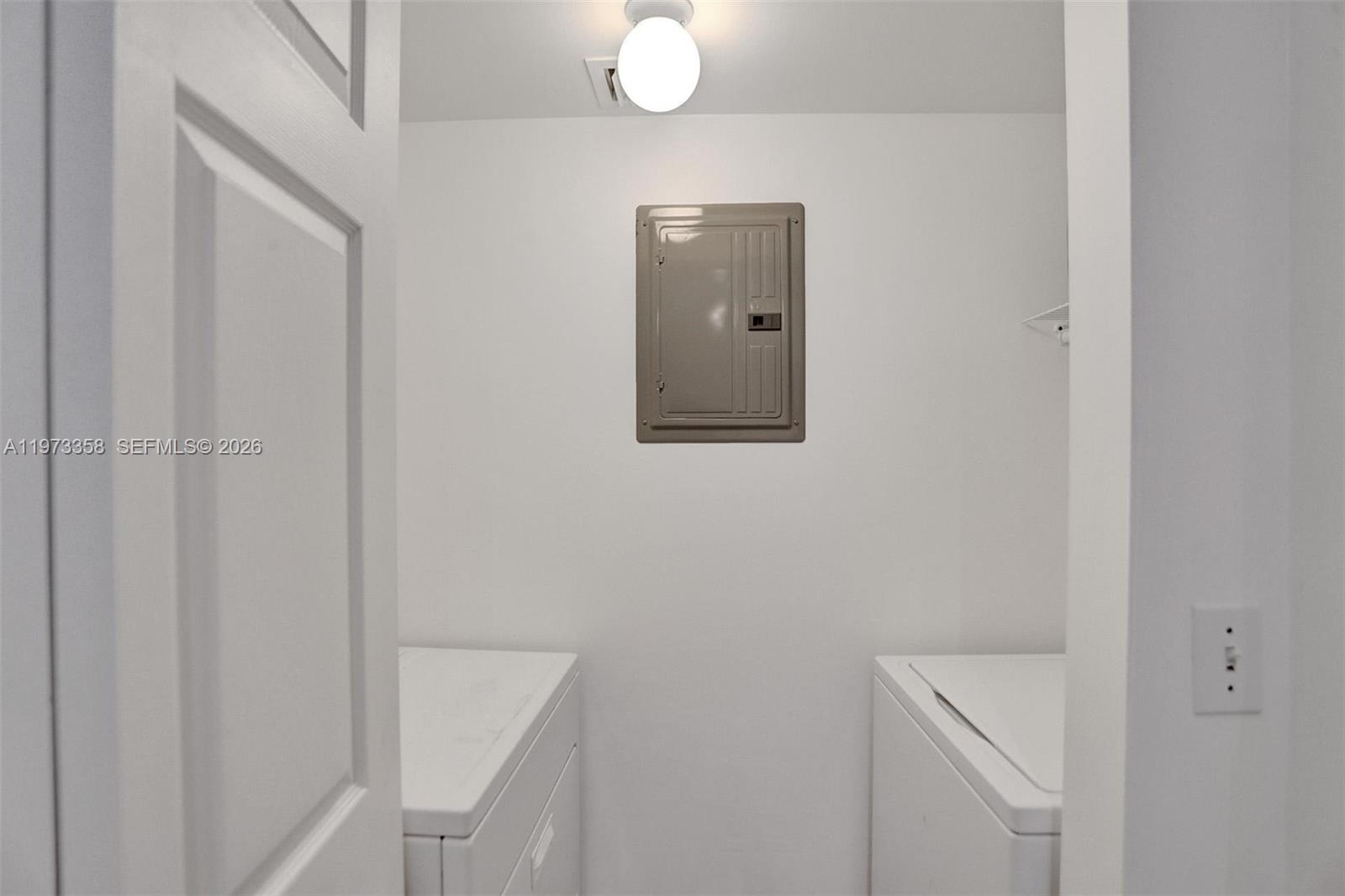 17100 North Bay Road, Unit 1501 Sunny Isles Beach, FL 33160 - Photo 26 of 46