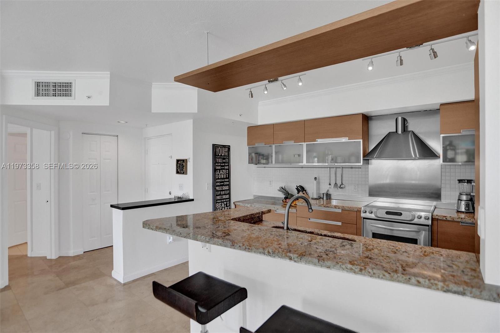 17100 North Bay Road, Unit 1501 Sunny Isles Beach, FL 33160 - Photo 30 of 46