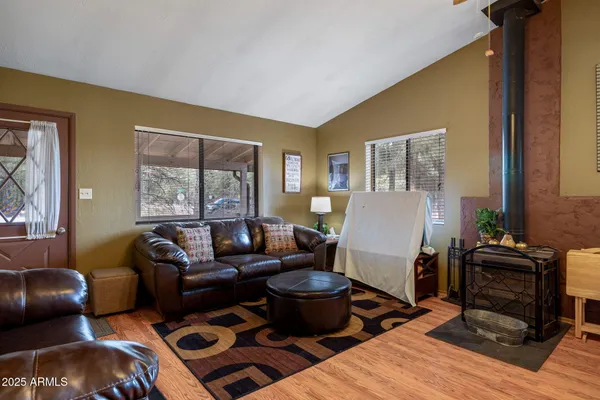 $289,900 | 2051 Lumber Valley Road, Overgaard, AZ 85933