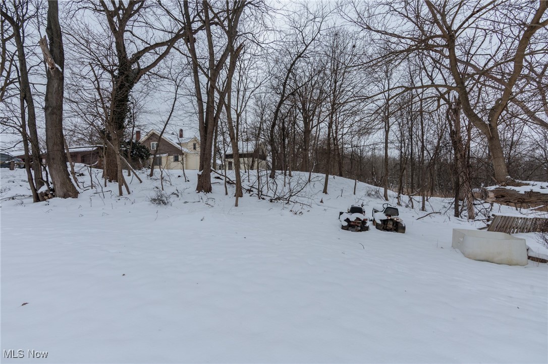 5062 Lee Road Maple Heights, OH 44137 - Photo 47 of 50 View of snowy yard