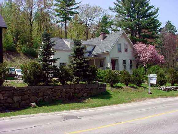 217 Boston Post Road Amherst, NH 03031 - Photo 1 of 5