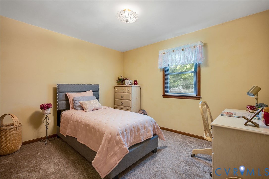 3610 Hemlock Road Chester, VA 23831 - Photo 30 of 37 Gallery Image 30