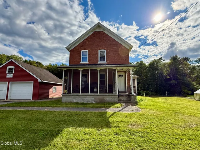 $225,000 | 735 County Route 24, Corinth, NY 12822