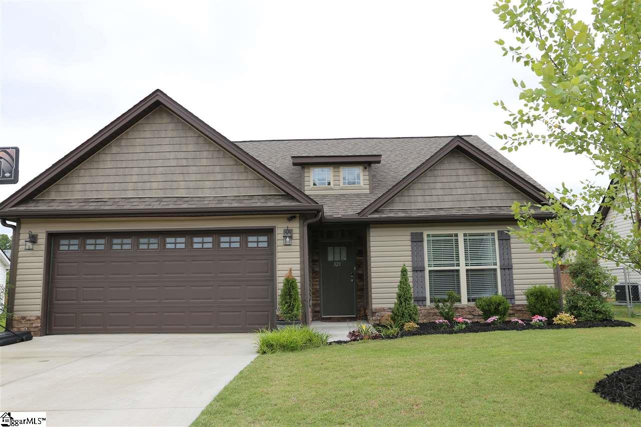 321 Catterick Way Fountain Inn, SC 29644 - Photo 2 of 20 Gallery Image 2