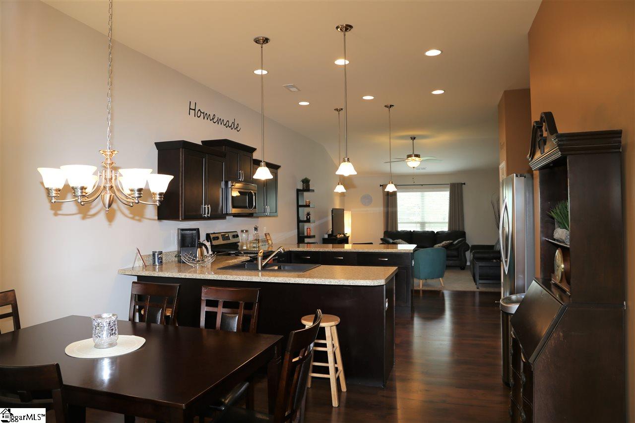 321 Catterick Way Fountain Inn, SC 29644 - Photo 6 of 20 Gallery Image 6