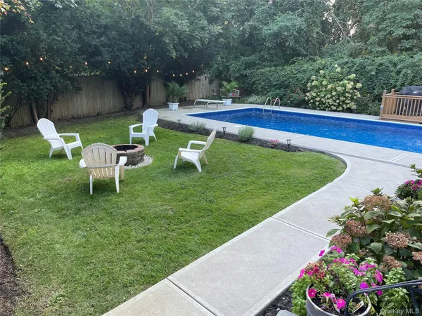 $665,000 | 360 Renee Drive, Bayport, NY 11705